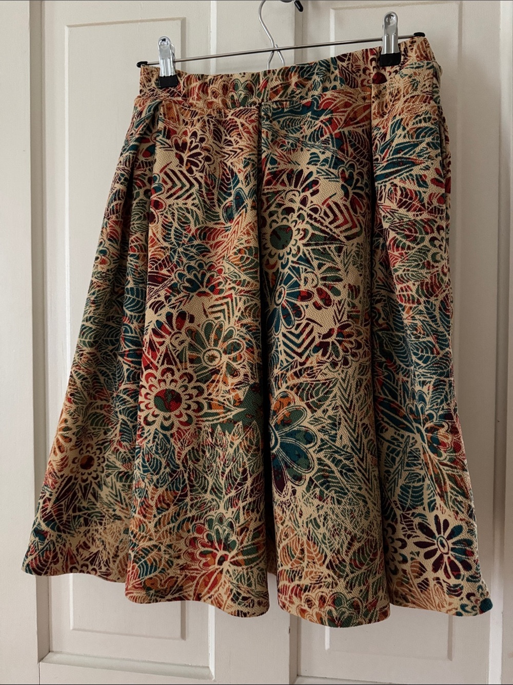 LuLaRoe Circle Skirt in Cream, Green & Red Floral Print